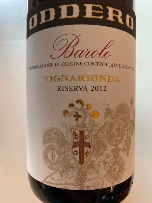 Oddero Luigi Barolo Vignarionda Riserva 2012 bottle